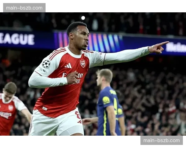 纪录片《The Press》上线，跟拍三支英超球队一周的战术准备过程