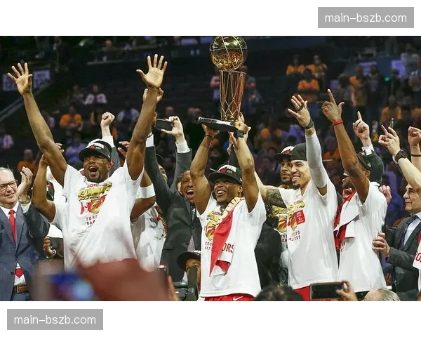 从双向合同到首发：科洛科在猛龙的逆袭故事