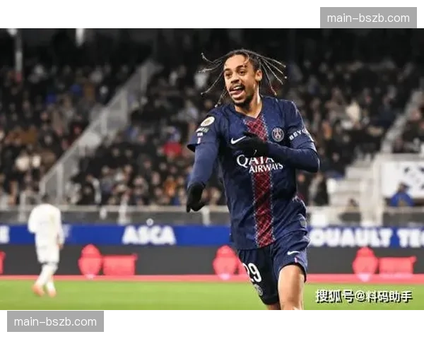 快讯:巴黎圣日耳曼客场一球小胜里尔,将领先优势扩大至5分 快讯:巴黎圣日耳曼客场一球小胜里尔,将领先优势扩大至5分