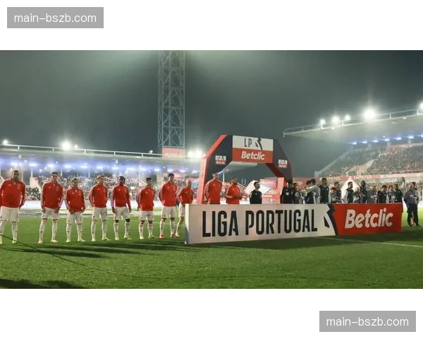 传闻：拜仁慕尼黑球探持续关注荷甲边锋，考察其传中创造机会能力