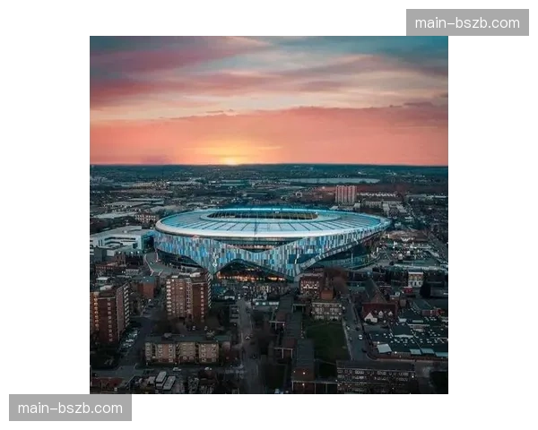 热刺商业收入排名前列但面临降级风险，新球场非足球活动收入超过比赛本身